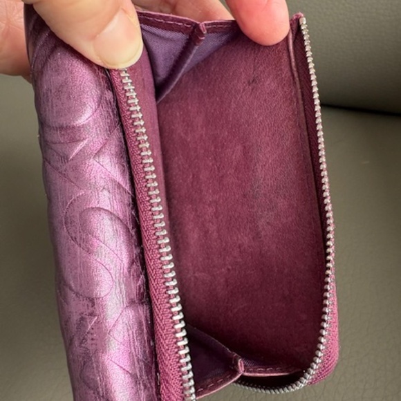 LIEBESKIND Berlin small small wallet embossed metallic burgundy red purple hue - Picture 15 of 16